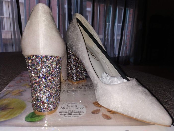 ¿de qué color vais a llevar los zapatos? - 1