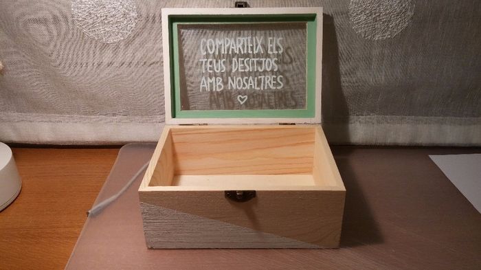 Cajita para que los invitados pongan sus deseos