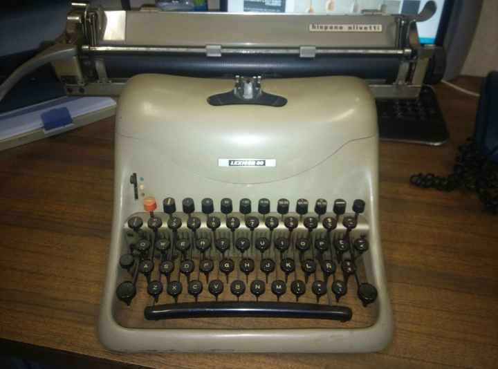 Máquina escribir Olivetti
