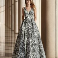Vestido de novia con toques negros en valladolid - 1