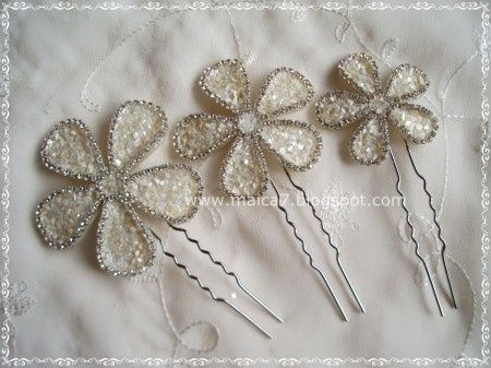 Duda con horquillas y peinado - 2