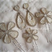Duda con horquillas y peinado - 1