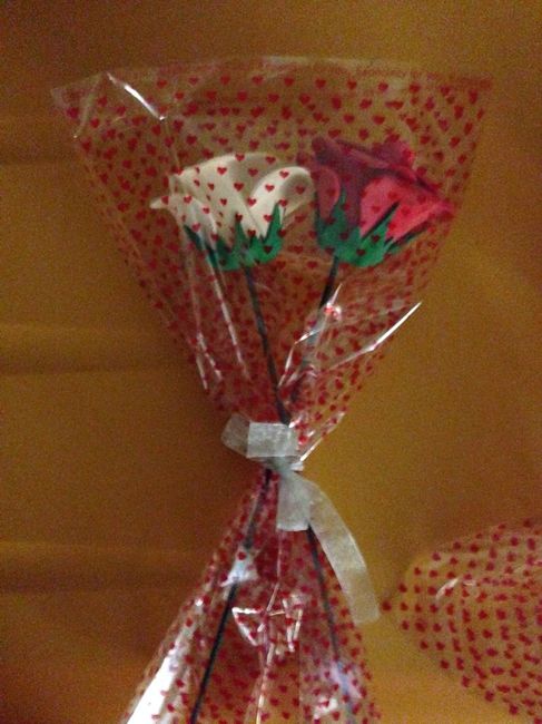 Rosas goma eva para invitadas - 1
