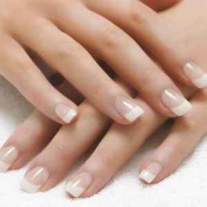 Ideas de uñas para novia