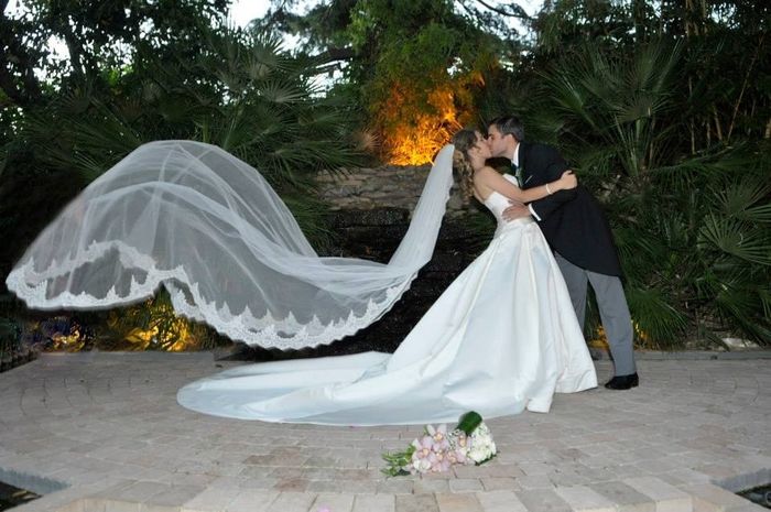 Candidato mejor vestido de novia