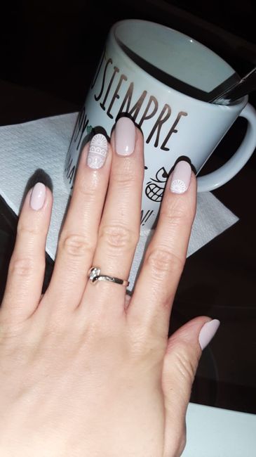 ¿Uñas de novia? 💅 8