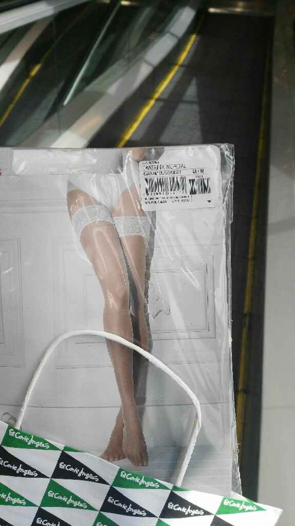 Medias sin puntera, antideslizante con encaje en blanco - 1
