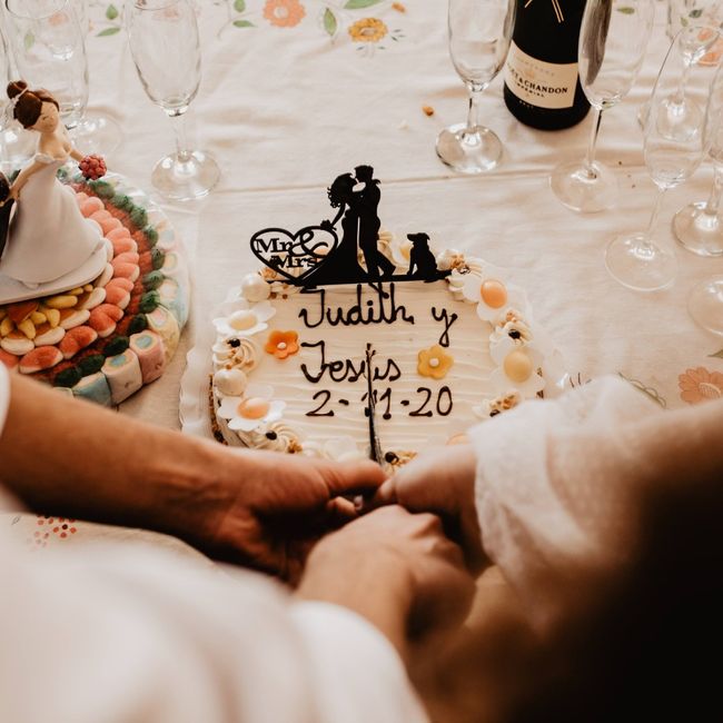 Cortar la tarta de boda, sí o no - 2