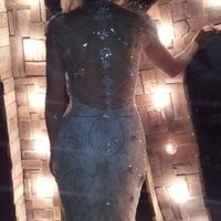 Espalda al aire sin sujetador? - 1