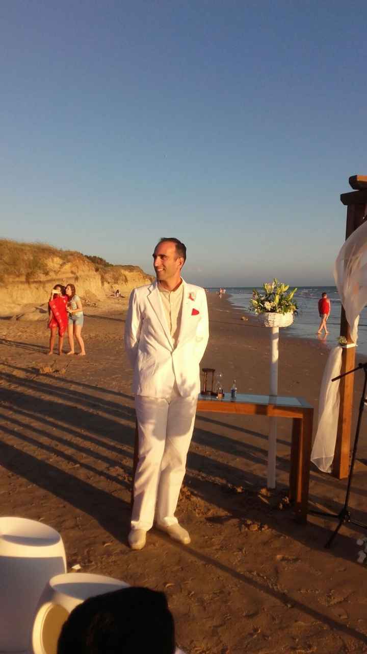 Novio en el altar