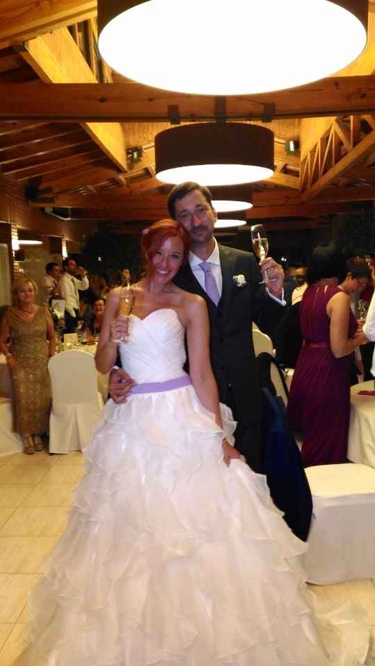 Brindis tras cortar pastel