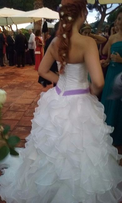 mi vestido y peinado por detrás