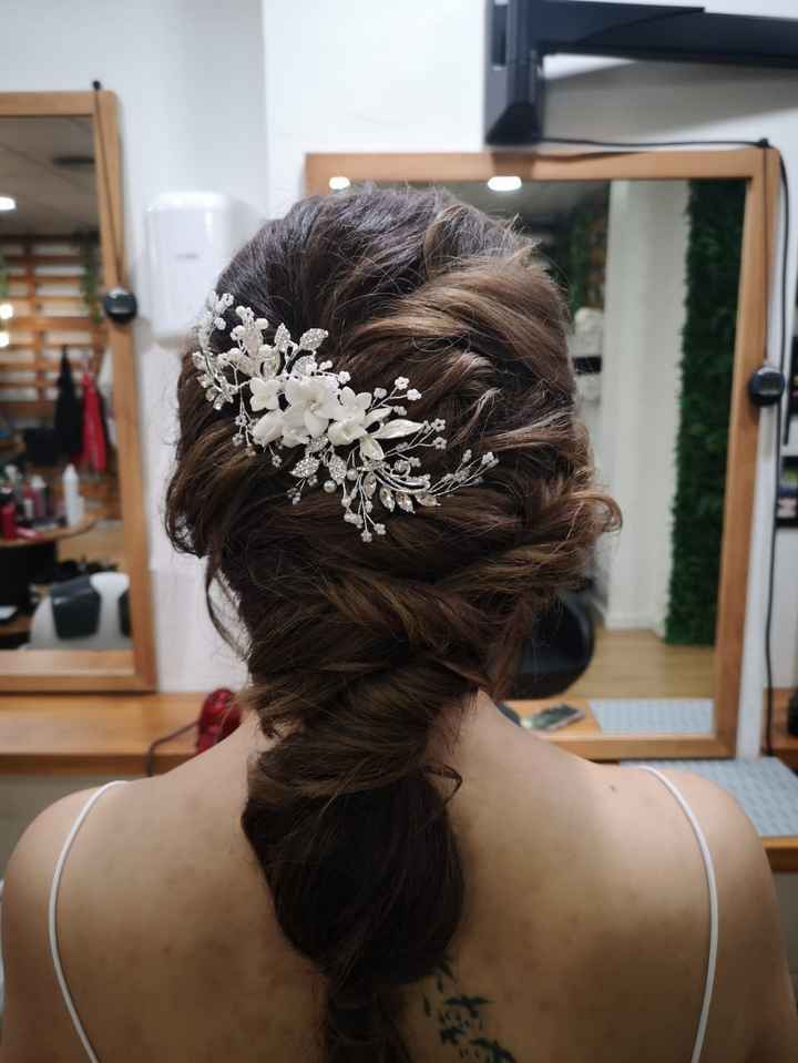 ¿Adorno en el pelo? - 1