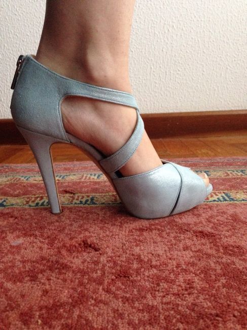 Tengo mis preciosos zapatos - 1