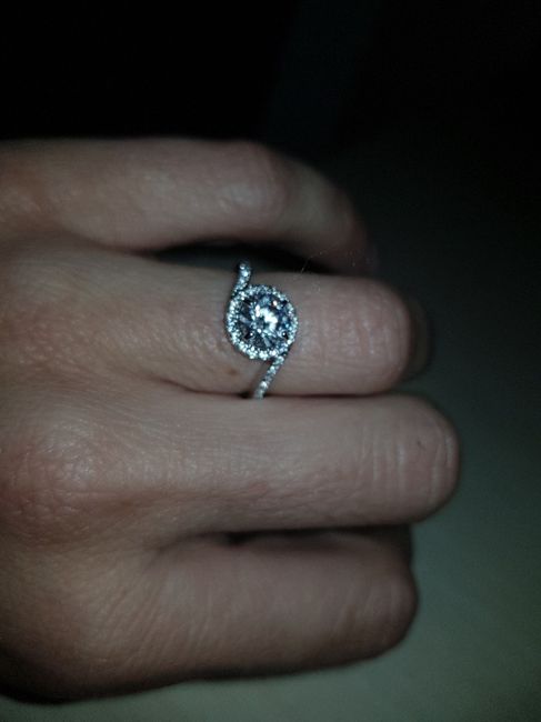 ¡Sube una foto de tu anillo de pedida! 💍 - 1
