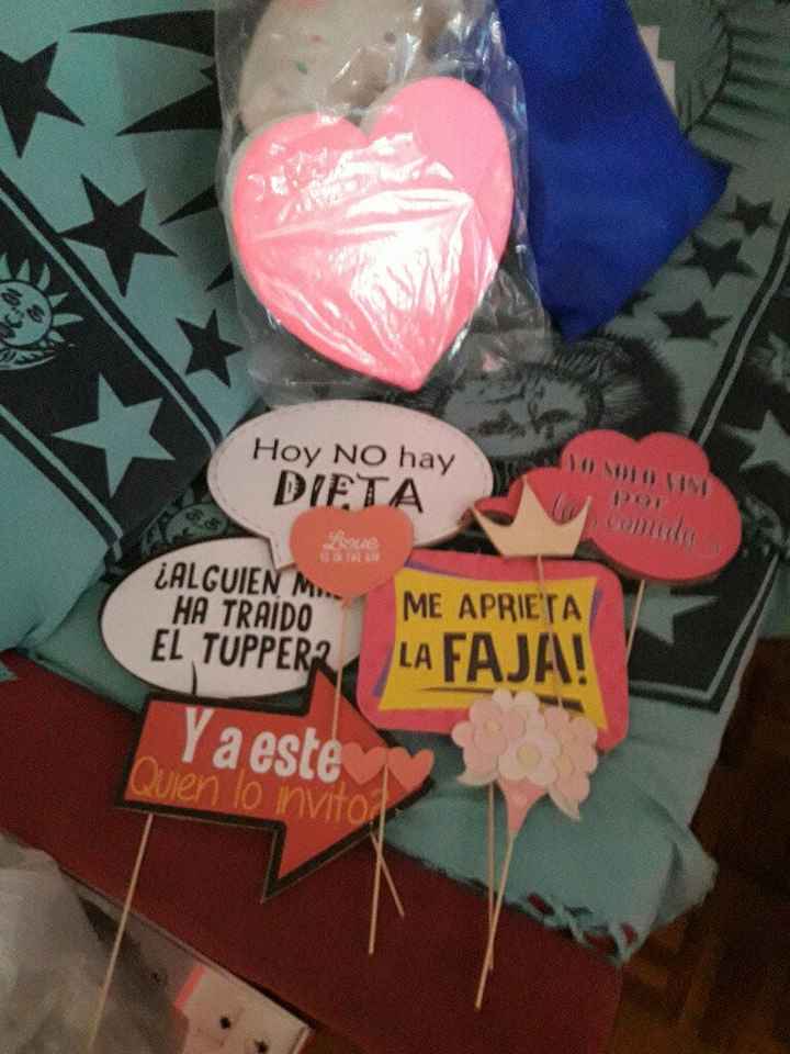 Algo de mi atrezzo - 1