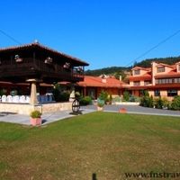 Nuestros exteriores, jardines y hórreo