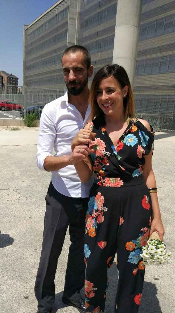 Ayer firmamos! ya casados oficialmente - 1