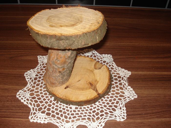 stand cake