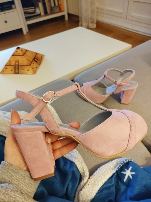 Ya tengo los tacones 😍👠🤍 1