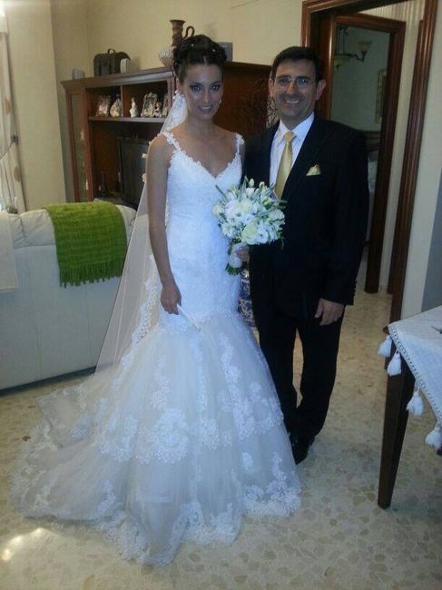 Con el padrino más guapo, mi padre :)__