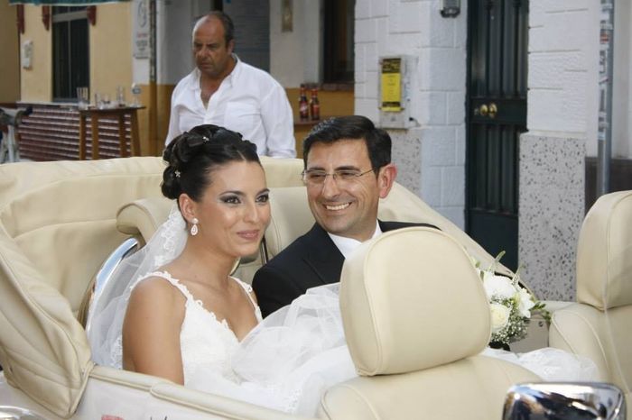 la cara de felicidad de mi padre :)___