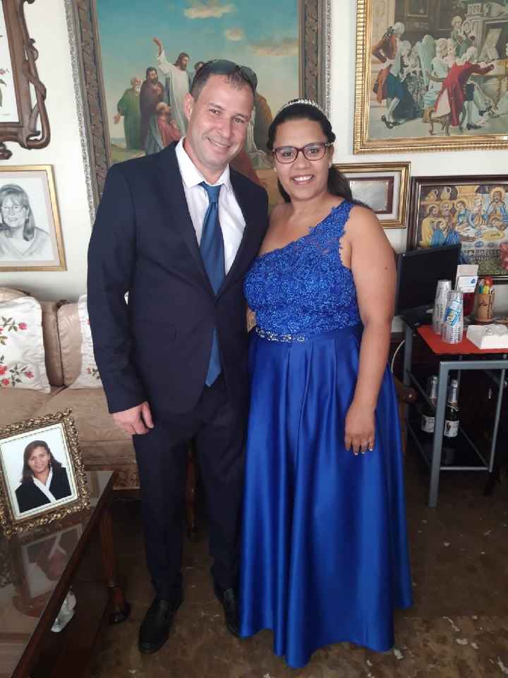 ¿Te alucina esta invitada de rojo? 💃 - 2