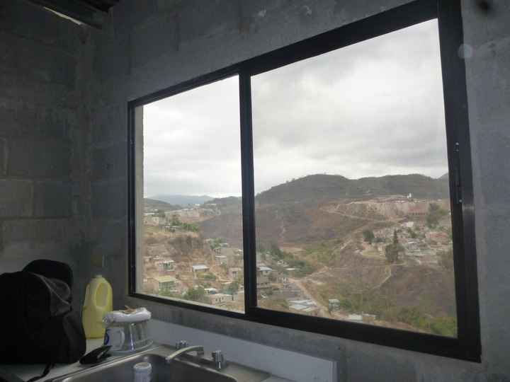 EN CONSTRUCCION