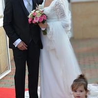 Padrinos y sobrina.