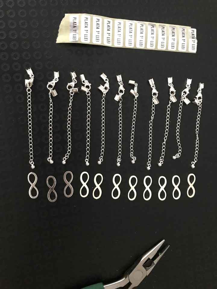 Pulseras con trozos de vestido - 3