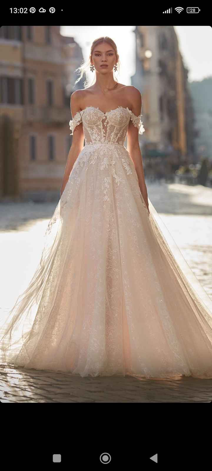 Escote halter, corazón o en V, ¿cuál es tu favorito? - 1