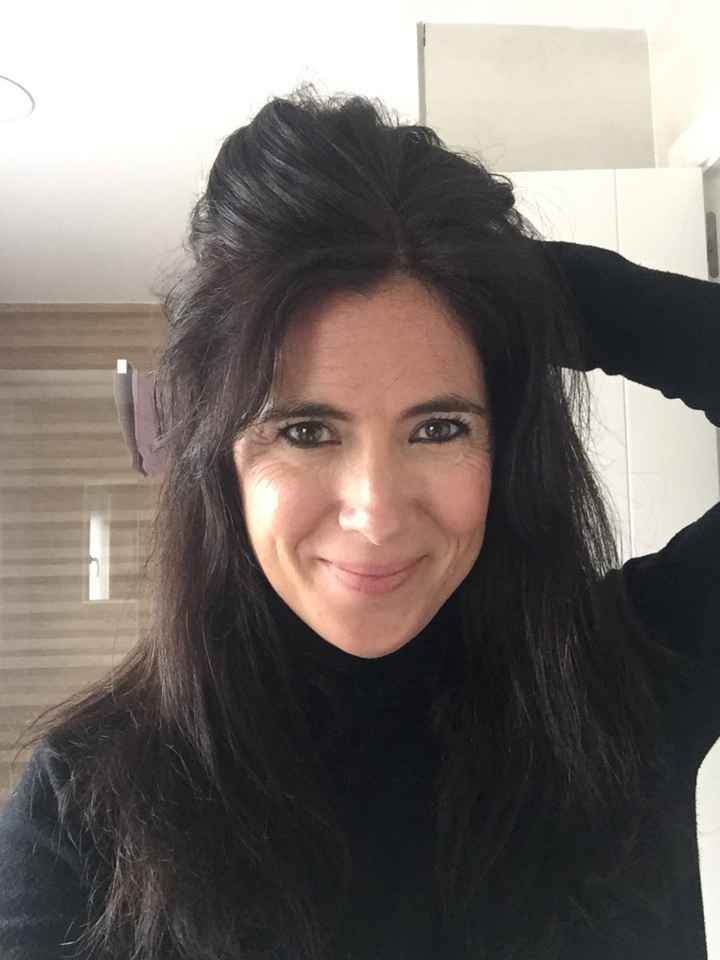 La cuarentena de Laura: Hacerse el selfie perfecto 📸 - 1