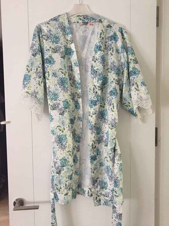 Bata y pijama - 1