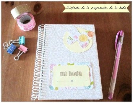 Agenda bodas "Lunares de papel"