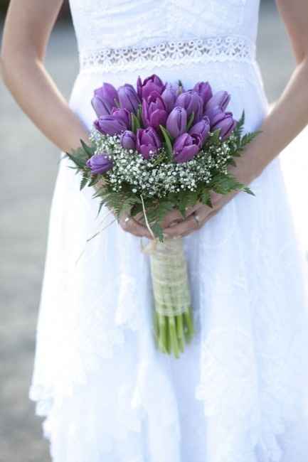 Ramo tulipanes violetas