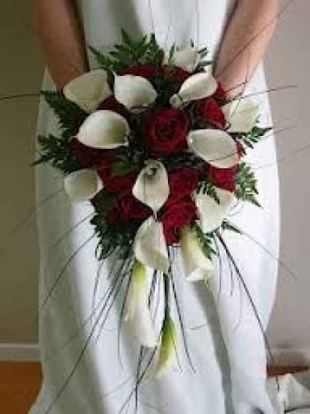 Ramo calas y rosas