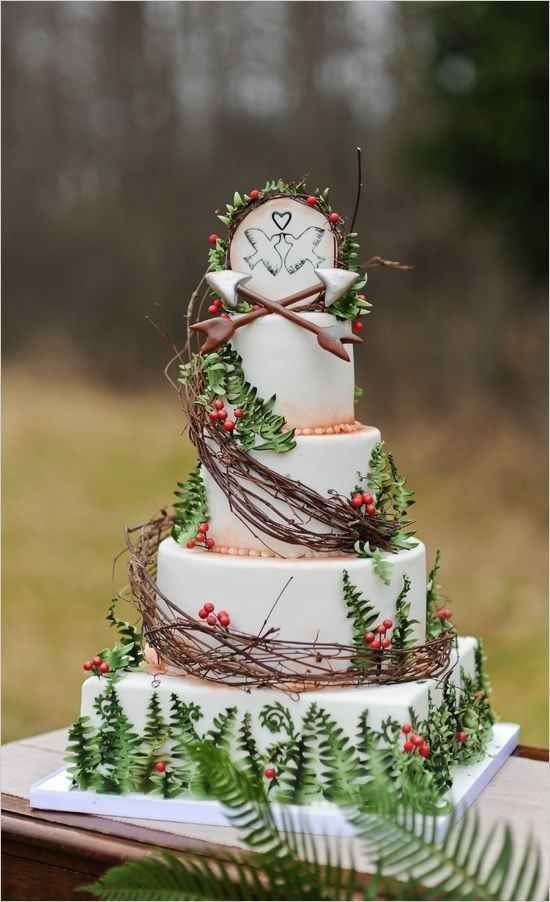 Tarta con helechos y ramajes