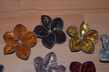 broches capsulas