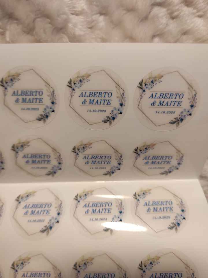 Pegatina personalizada - 1