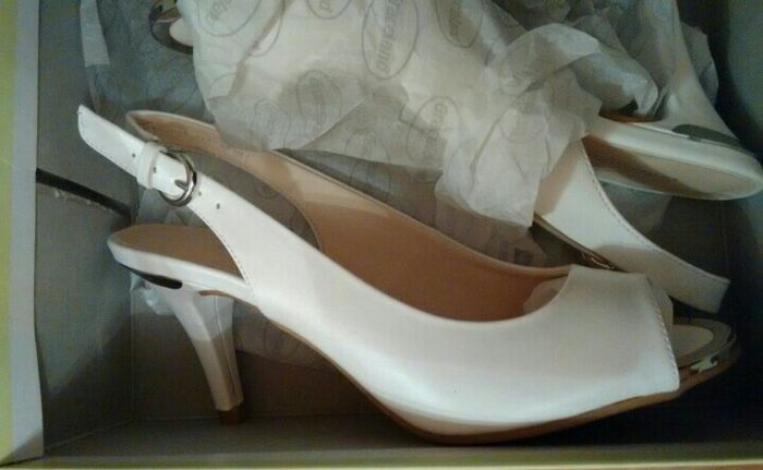 Zapatitos encontrados - 2