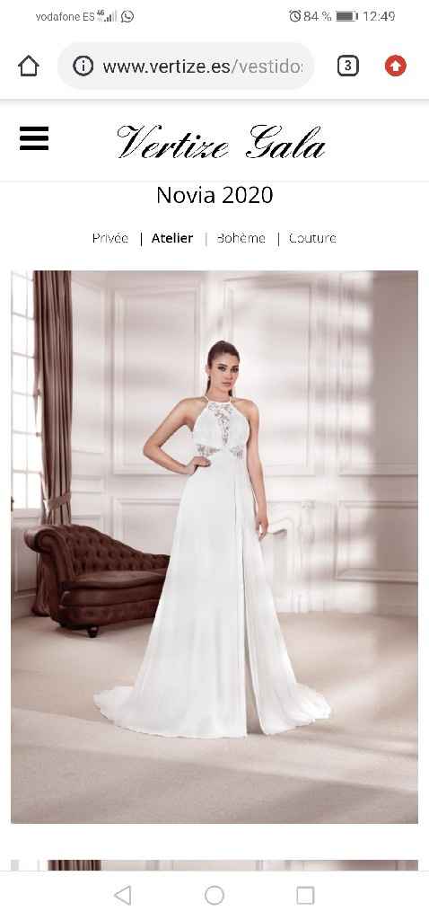 Vestido con pelo suelto o recogido - 1