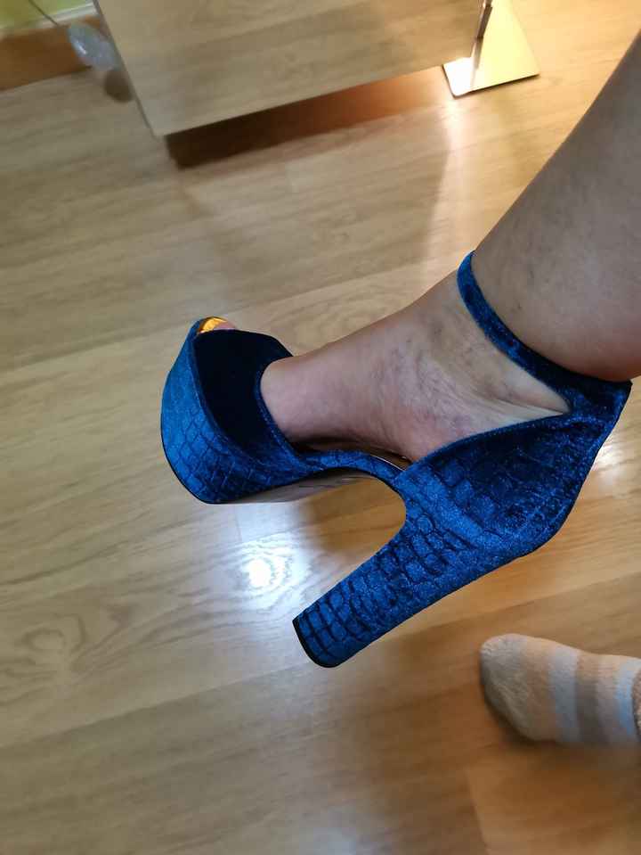 ¿Comprarás los zapatos antes o después de encontrar el vestido? - 1