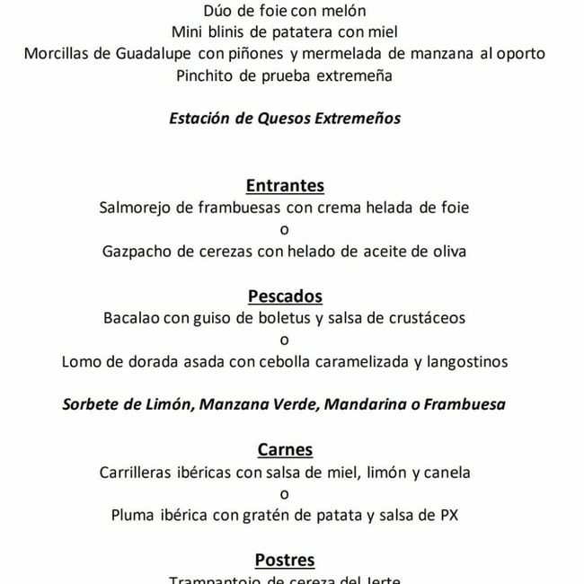 Duda al escoger menú en hotel Hospes Palacio de Arenales de Cáceres 2