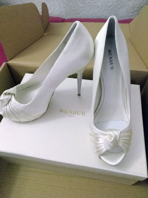 Mis zapatos del día B. Os gustan? - 2