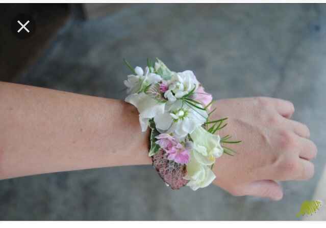 Ramillete pulsera flores - 1