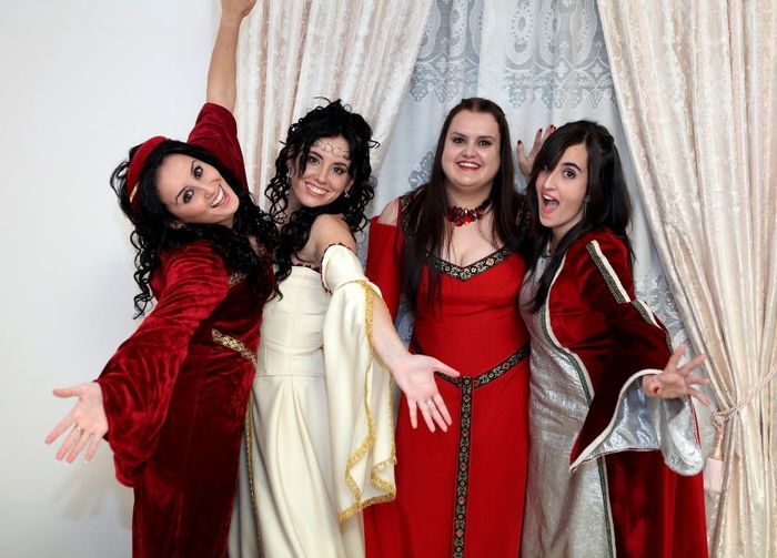 Damas de honor medieval