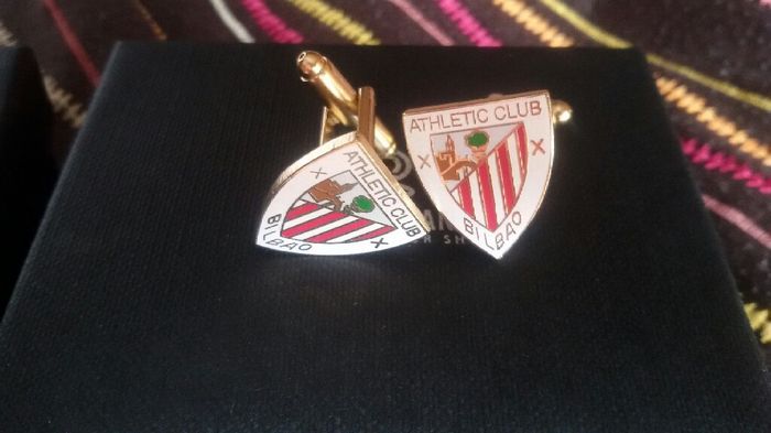 Gemelos para el novio de equipo de futbol, qué os parece? - 2