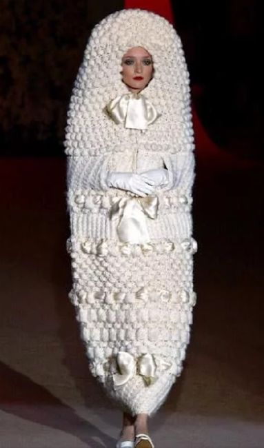 ¡Los 10 vestidos de novia MÁS monstruosos! 5