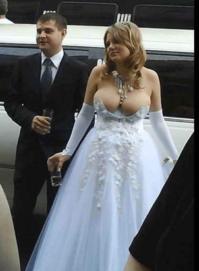 ¡Los 10 vestidos de novia MÁS monstruosos! - 1