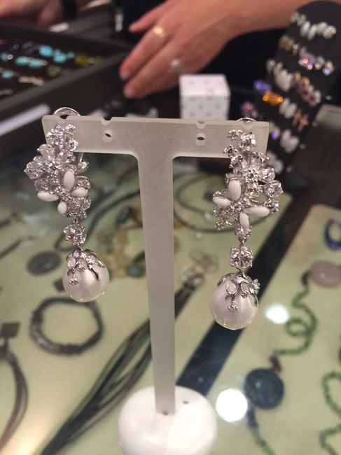 Los pendientes de todas las novias - 1